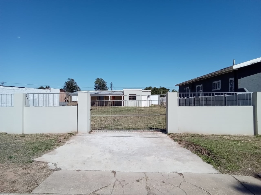 1 Bedroom Property for Sale in Uitenhage Central Eastern Cape